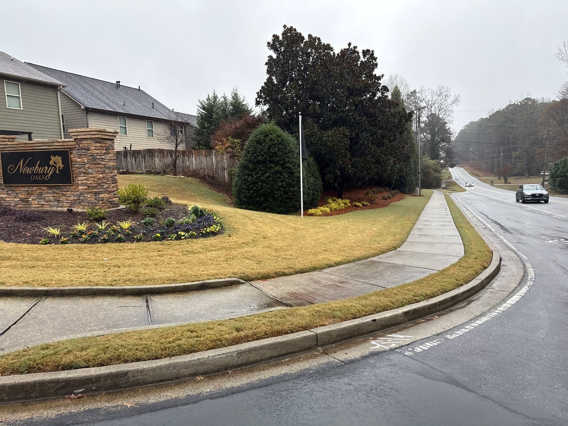 Gallery photos for Keeping Communities Picture Perfect with Expert Landscape Maintenance: Image #5
