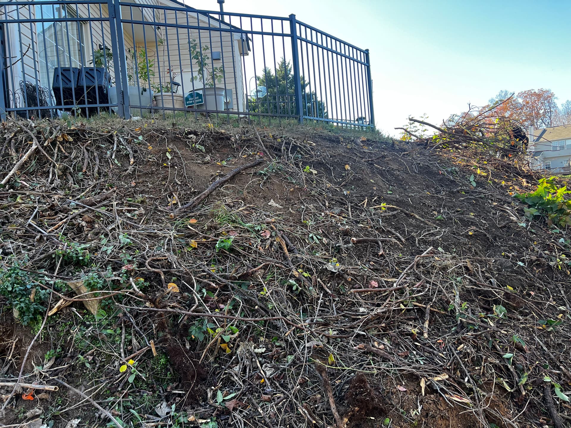 Gallery photos for Stabilizing a Lake Embankment: Image #1